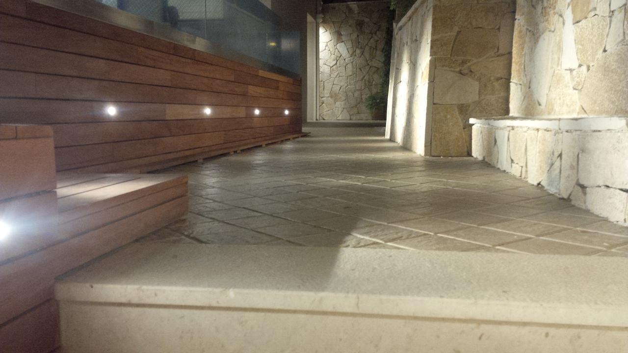 Corso Levante Luxury Suites Petrovac Zewnętrze zdjęcie
